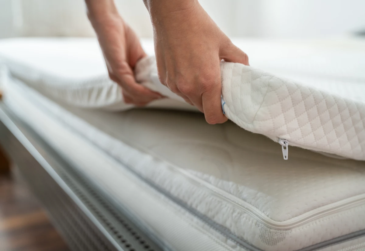 5 tipp a bolyhok eltávolításához a matracról