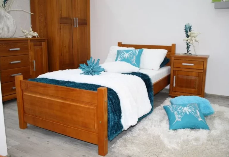 ONION tömörfa ágy + matrac + ágyrács 90x200 cm
